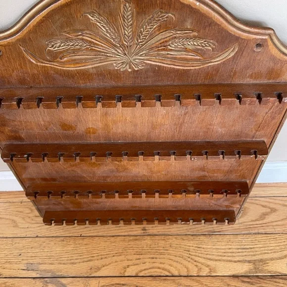 Vintage Carved Wheat Wooden Wall Mounted 64 Spoon Holder Display Rack Wood Rare - Picture 4 of 5